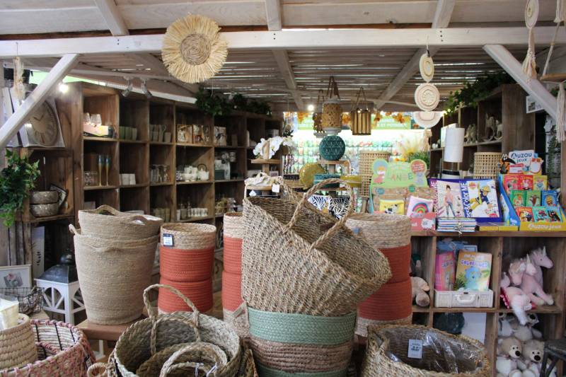 Boutique de décoration d’intérieur à la Jardinerie Gassian Delbard proche du Cap Ferret