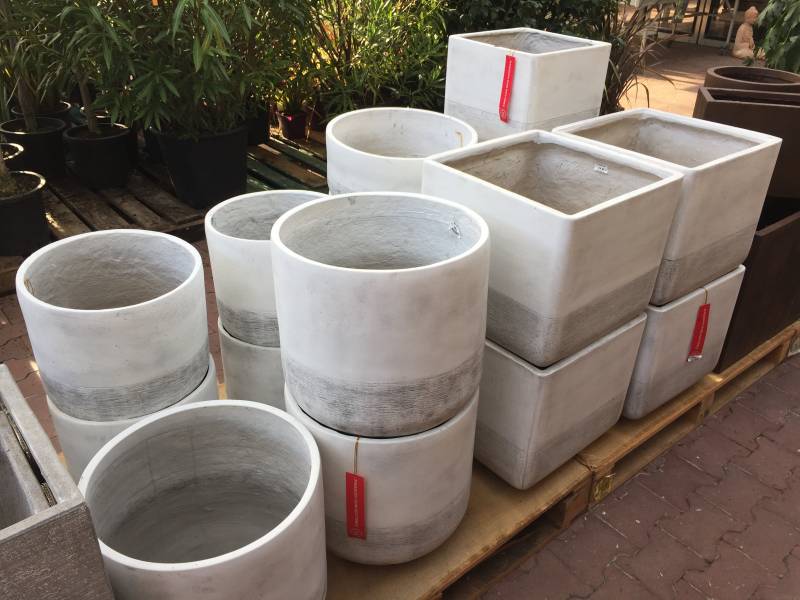 Achat de poterie avec differents matériaux, toute taille pour plantes à Lacanau